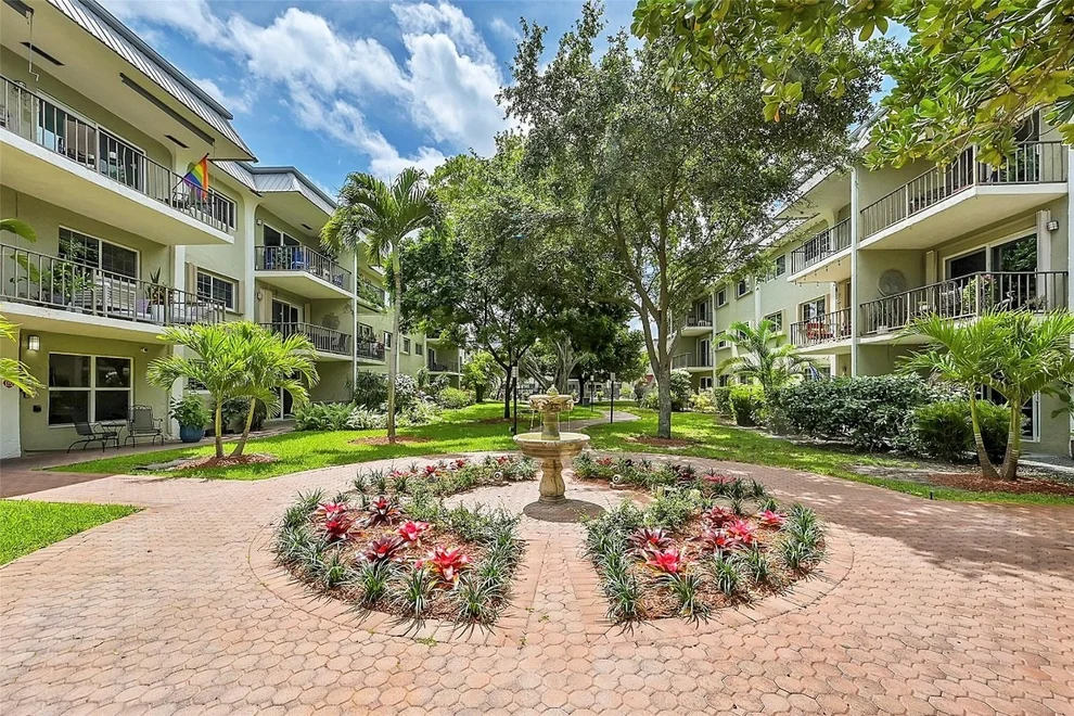 Unit for sale at 3002 NE 5th Terrace, Wilton Manors, FL 33334