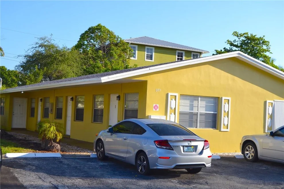 Unit for sale at 809 NE 23rd Drive, Wilton Manors, FL 33305