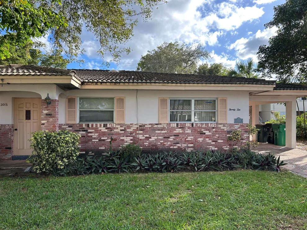 Unit for sale at 2010 NE 33rd Street, Lighthouse Point, FL 33064