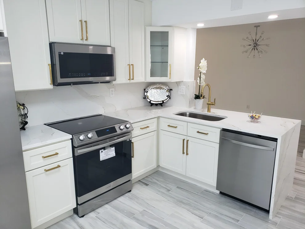 Unit for sale at 15450 Pembridge Avenue, Delray Beach, FL 33484