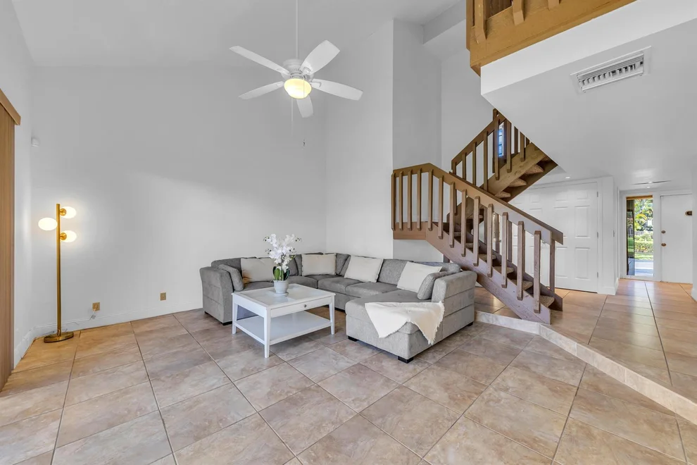 Unit for sale at 2015 Woodlands Way, Deerfield Beach, FL 33442