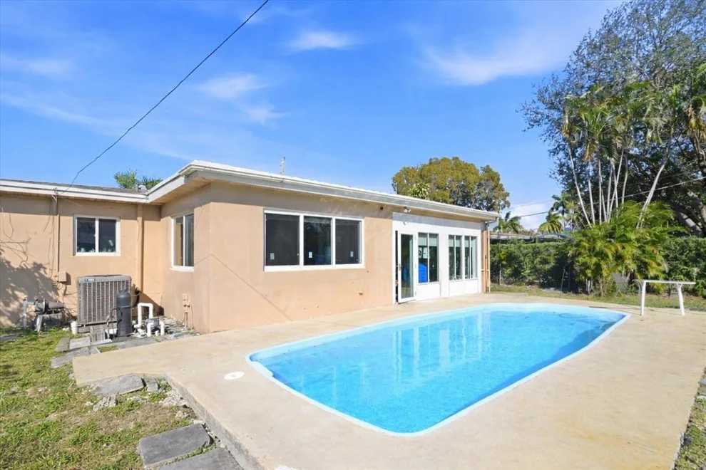 Unit for sale at 4014 Johnson Street, Hollywood, FL 33021