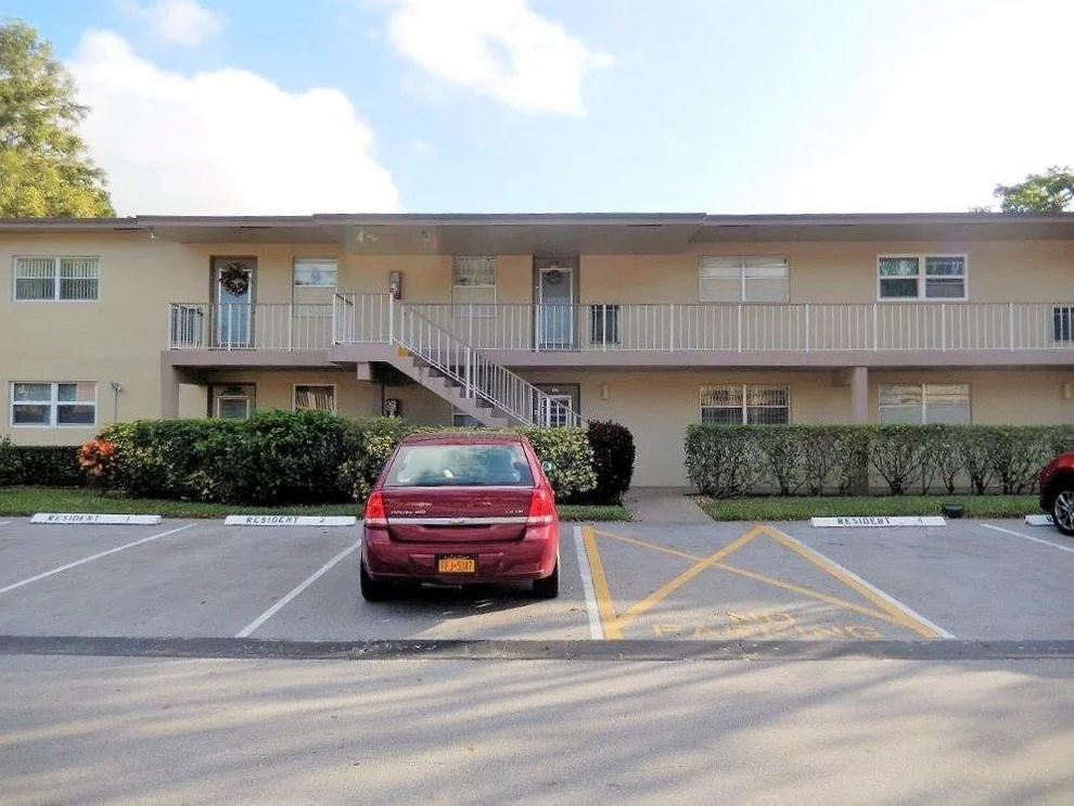 Unit for sale at 7350 NW 1st Street, Margate, FL 33063