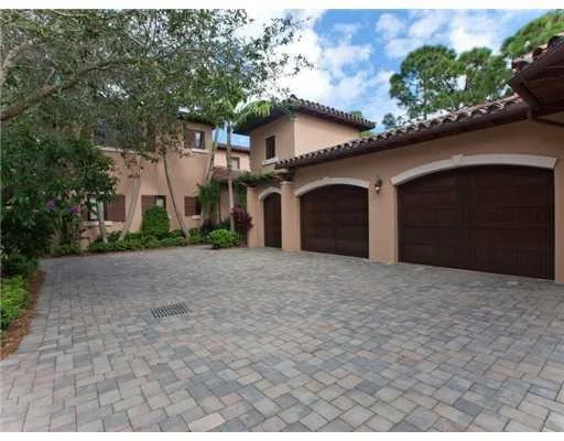 Unit for sale at 306 Villa Drive, Jupiter, FL 33477