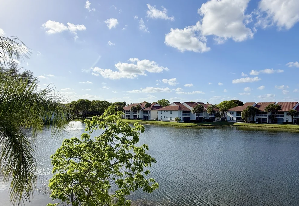 Unit for sale at 273 Cypress Point Drive, Palm Beach Gardens, FL 33418