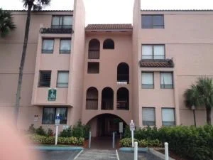 Unit for sale at 1950 N Congress Avenue, West Palm Beach, FL 33401