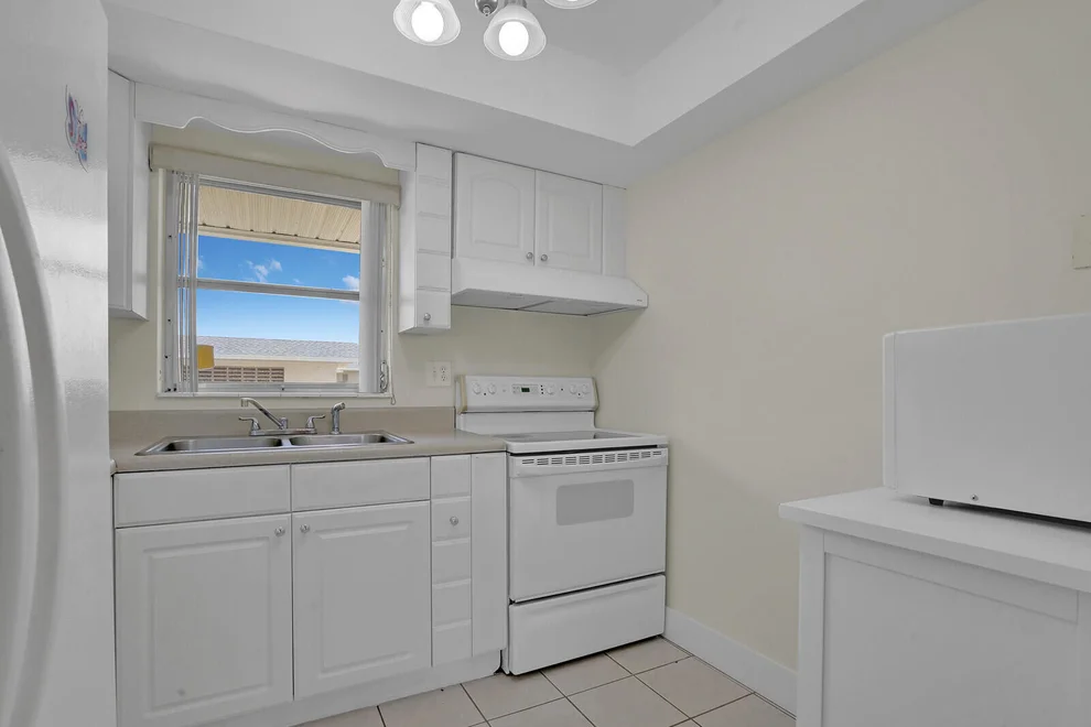 Unit for sale at 2541 Barkley Drive W, West Palm Beach, FL 33415