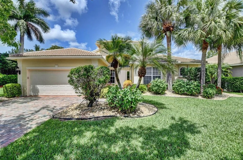 Unit for sale at 7841 Mirage Lake Cove, Lake Worth, FL 33467