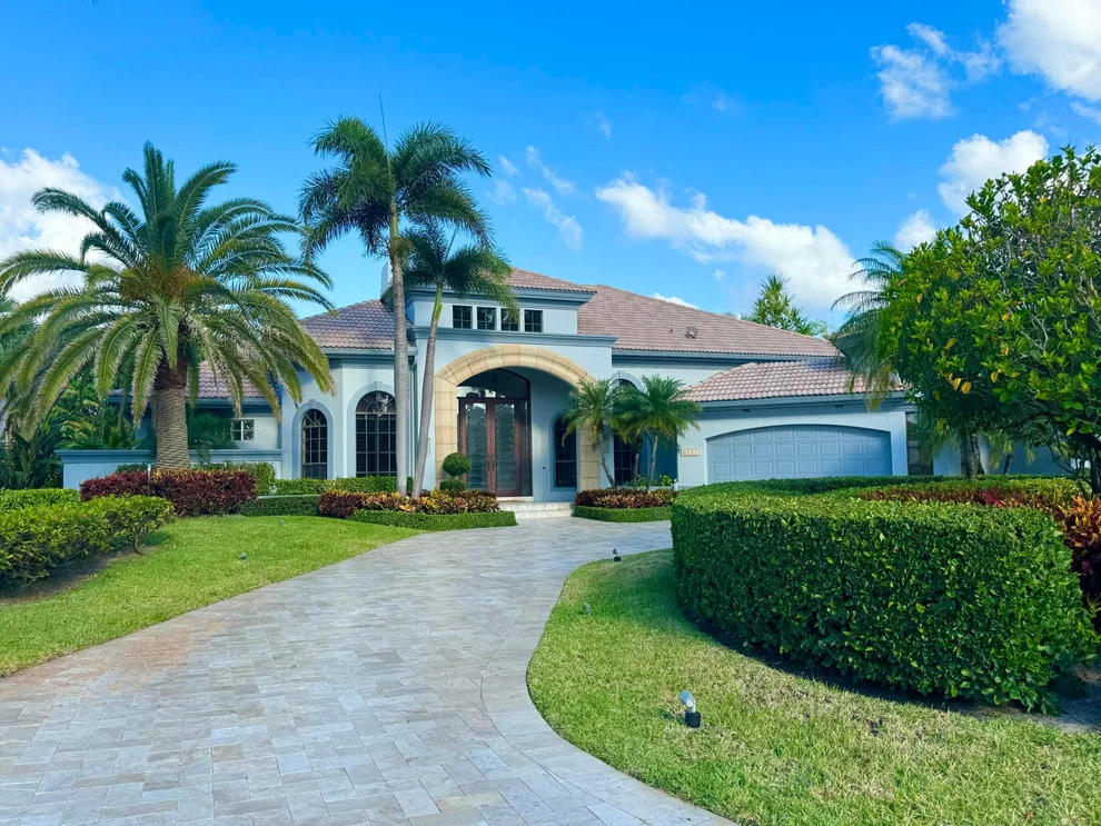 Unit for sale at 5832 Vintage Oaks Circle, Delray Beach, FL 33484