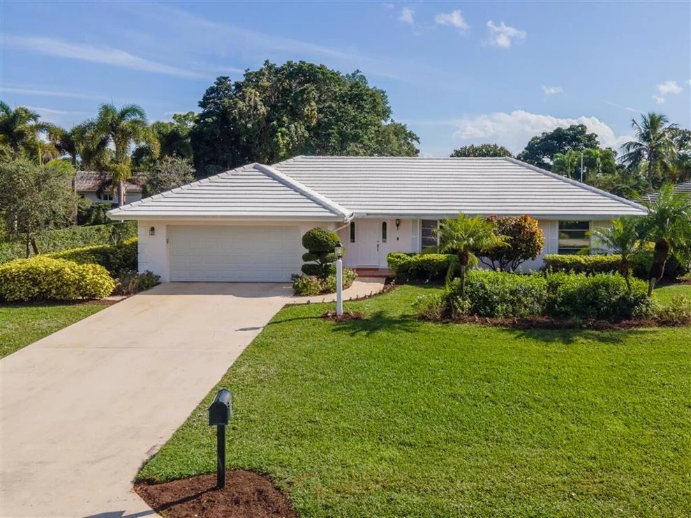 Unit for sale at 4682 S Lake Drive, Boynton Beach, FL 33436
