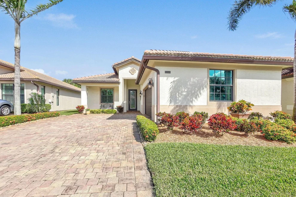 Unit for sale at 5879 SE Entry Court, Stuart, FL 34997