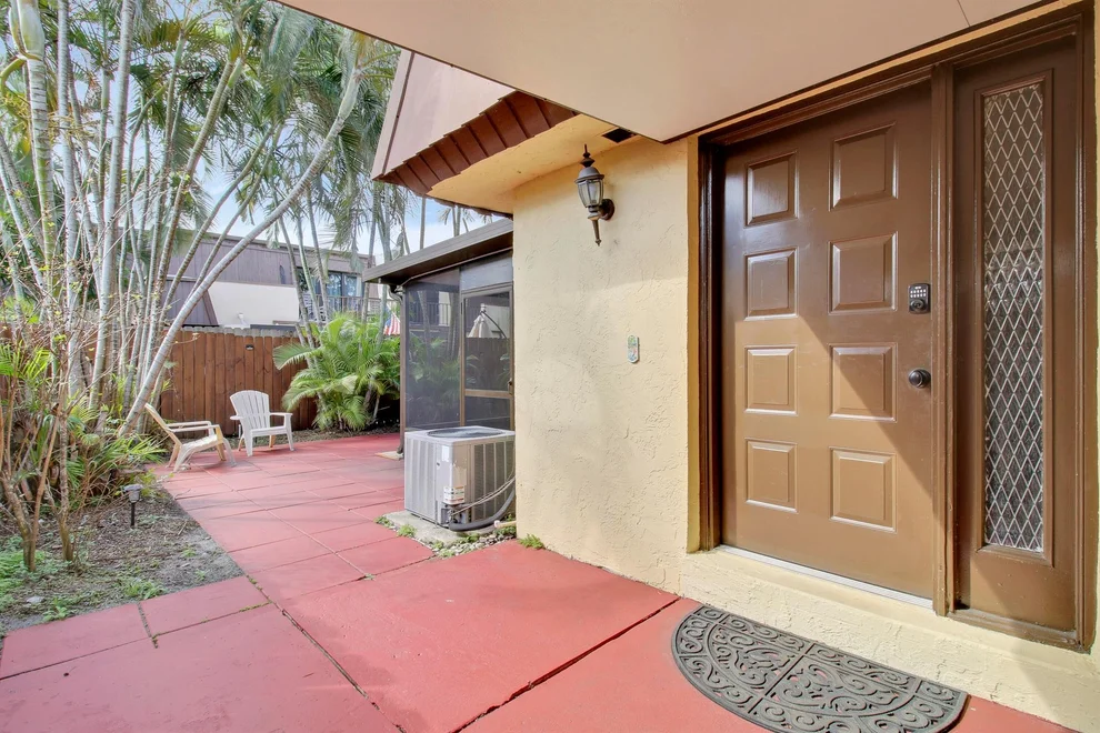 Unit for sale at 3518 Gardens East Drive, Palm Beach Gardens, FL 33410