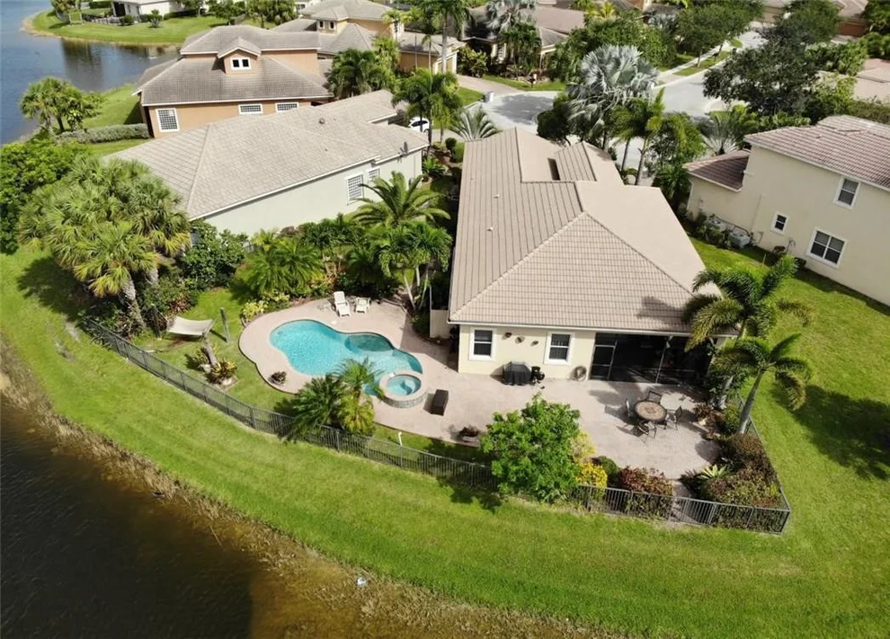 Unit for sale at 7780 NW 125th Lane, Parkland, FL 33076