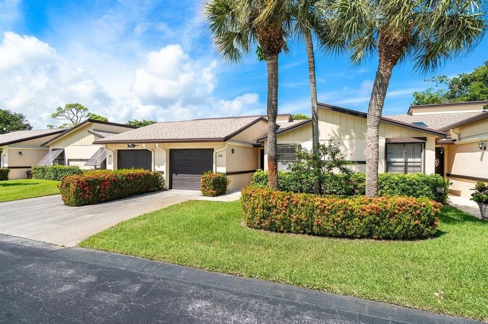 Unit for sale at 9 Ridgepointe Drive, Boynton Beach, FL 33435