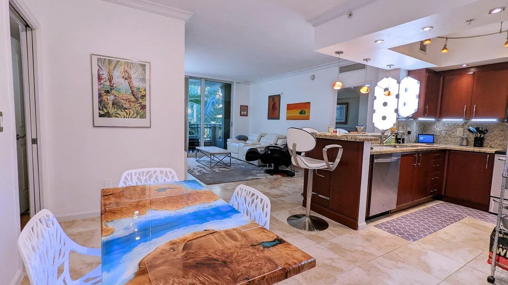 Unit for sale at 403 S Sapodilla Avenue, West Palm Beach, FL 33401