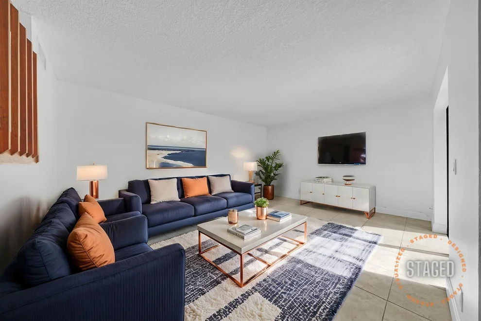 Unit for sale at 318 Woodland Road, Palm Springs, FL 33461