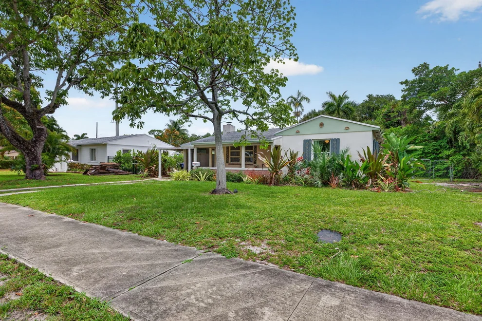 Unit for sale at 841 SW 18th Court, Fort Lauderdale, FL 33315