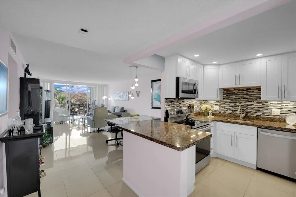 Unit for sale at 605 Oaks Drive, Pompano Beach, FL 33069