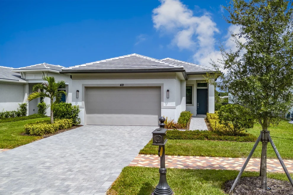 Unit for sale at 419 SE Via Sangro, Port St Lucie, FL 34952