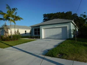 Unit for sale at 1729 N 11th Avenue, Lake Worth Beach, FL 33460