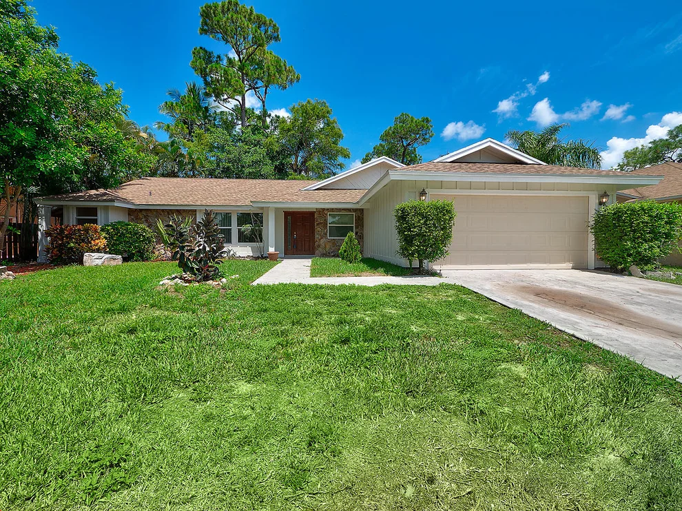 Unit for sale at 913 Lemongrass Lane, Wellington, FL 33414