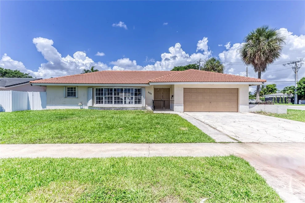 Unit for sale at 601 SW 8th Terrace, Boca Raton, FL 33486