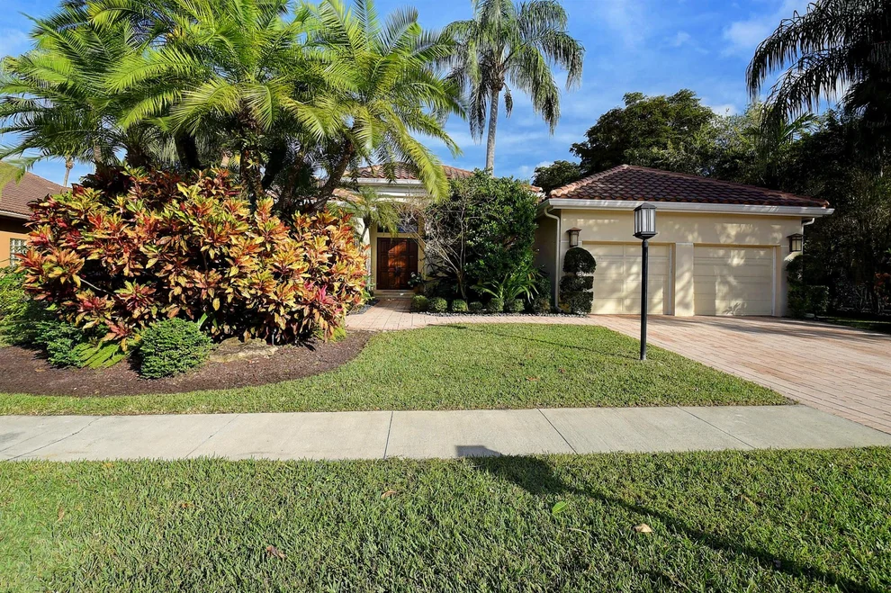 Unit for sale at 7028 Mandarin Drive, Boca Raton, FL 33433