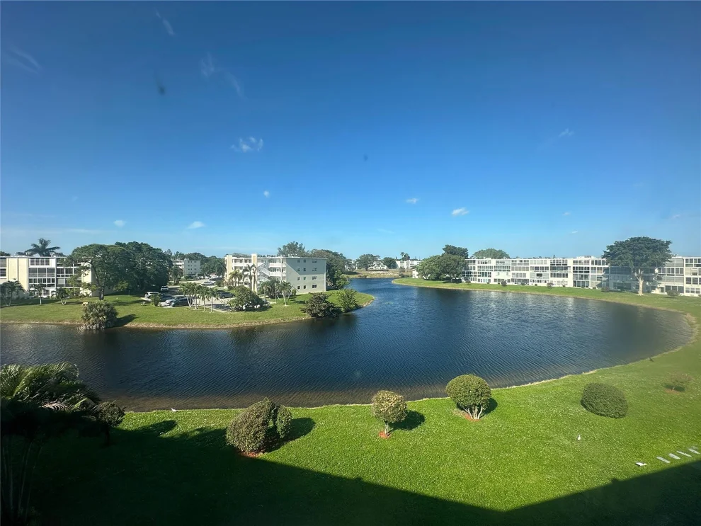 Unit for sale at 4032 Ashby D, Deerfield Beach, FL 33442