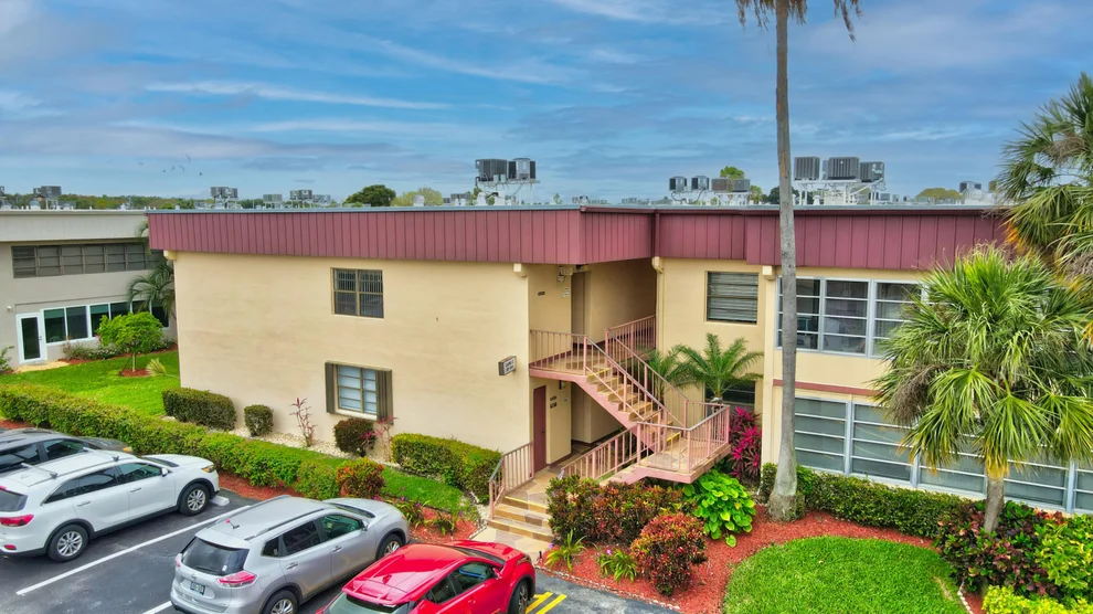Unit for sale at 120 Capri, Delray Beach, FL 33484
