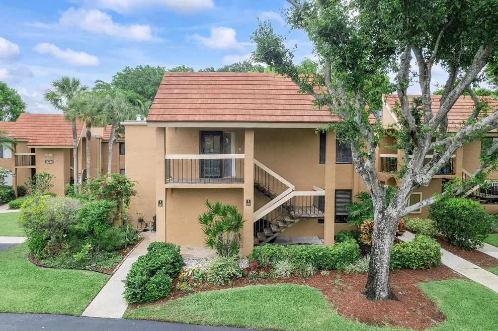 Unit for sale at 11234 Green Lake Drive, Boynton Beach, FL 33437