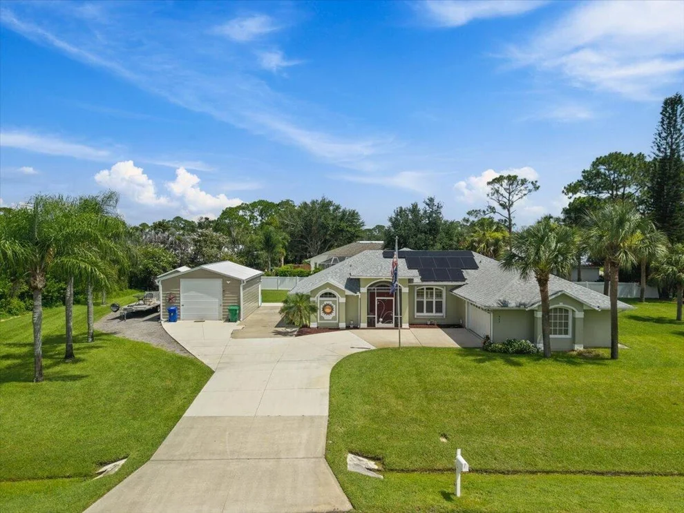 Unit for sale at 487 Bywood Avenue, Sebastian, FL 32958