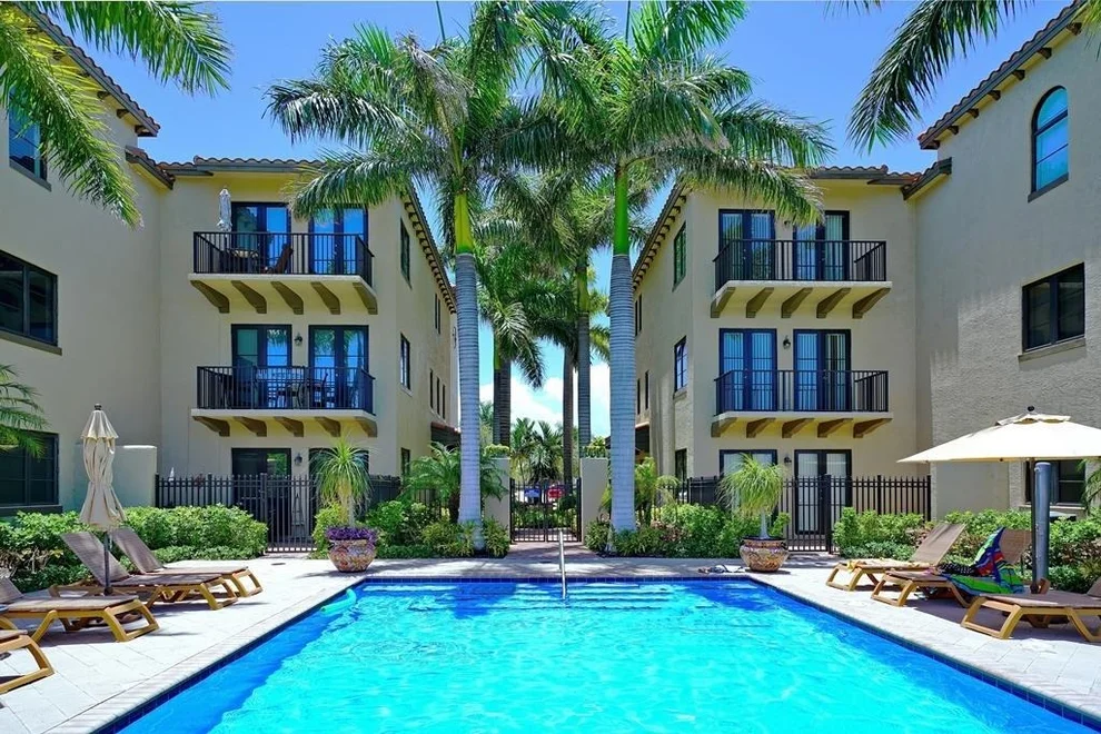Unit for sale at 420 Via Villagio, Hypoluxo, FL 33462