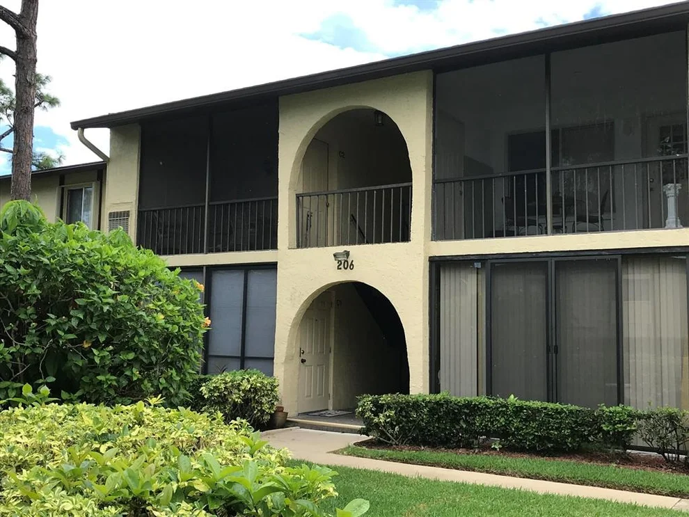 Unit for sale at 206 Pine Hov Circle, Greenacres, FL 33463