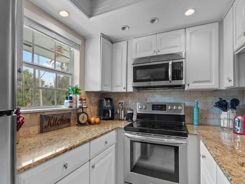 Unit for sale at 1901 Indian River Boulevard, Vero Beach, FL 32960