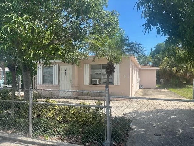 Unit for sale at 813 Truman Avenue, Lake Worth, FL 33460