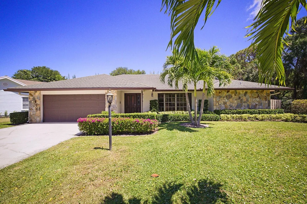 Unit for sale at 2522 Bordeaux Court, Palm Beach Gardens, FL 33410