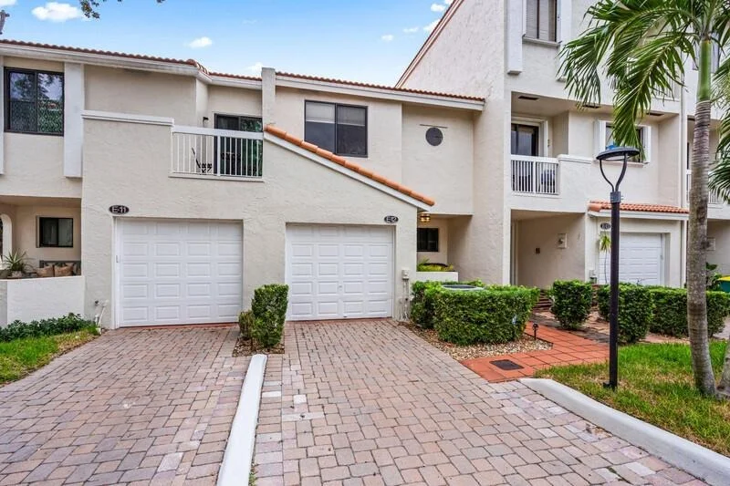 Unit for sale at 21385 Marina Cove Circle, Aventura, FL 33180