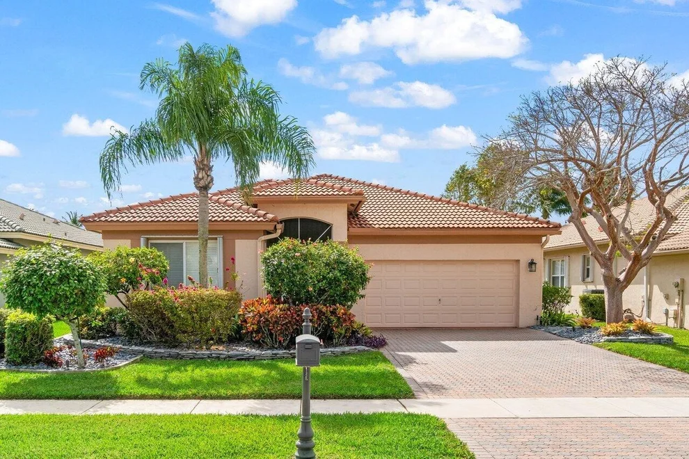 Unit for sale at 8879 Via Tuscany Drive, Boynton Beach, FL 33472