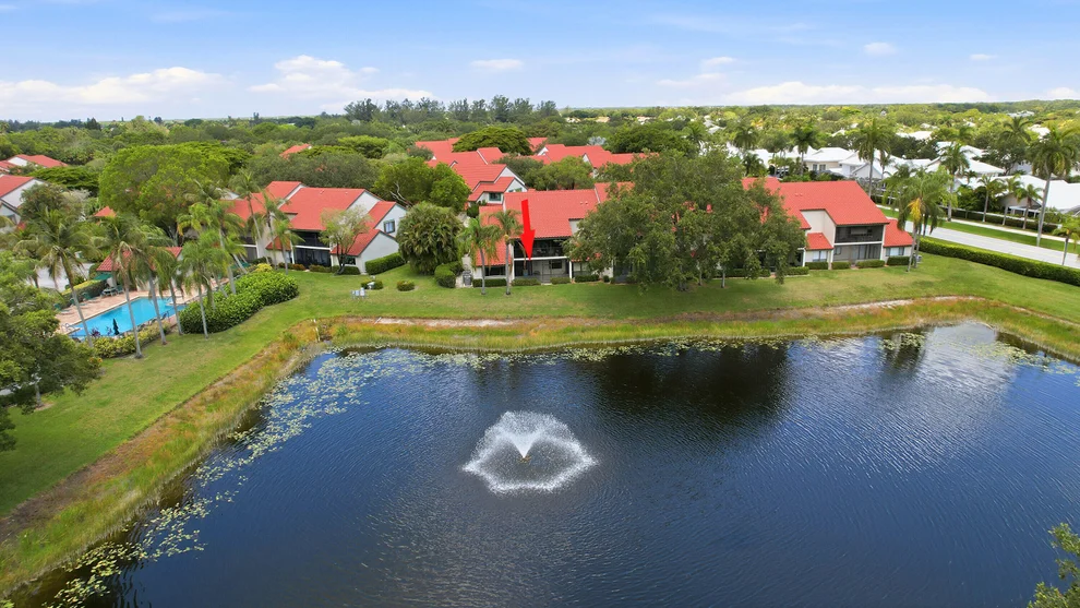 Unit for sale at 22 Lexington Lane W, Palm Beach Gardens, FL 33418
