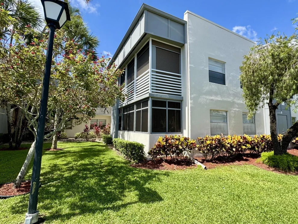 Unit for sale at 541 Normandy L Trail, Delray Beach, FL 33484