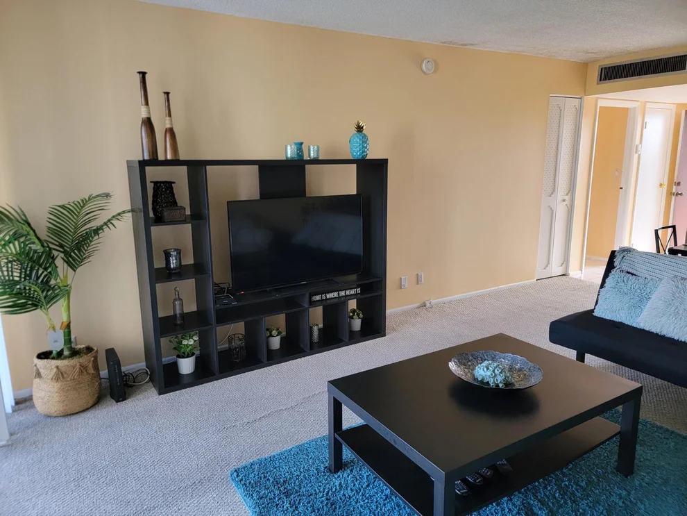 Unit for sale at 3301 N Country Club Drive, Aventura, FL 33180
