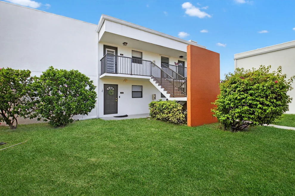 Unit for sale at 516 Osprey Drive, Delray Beach, FL 33444