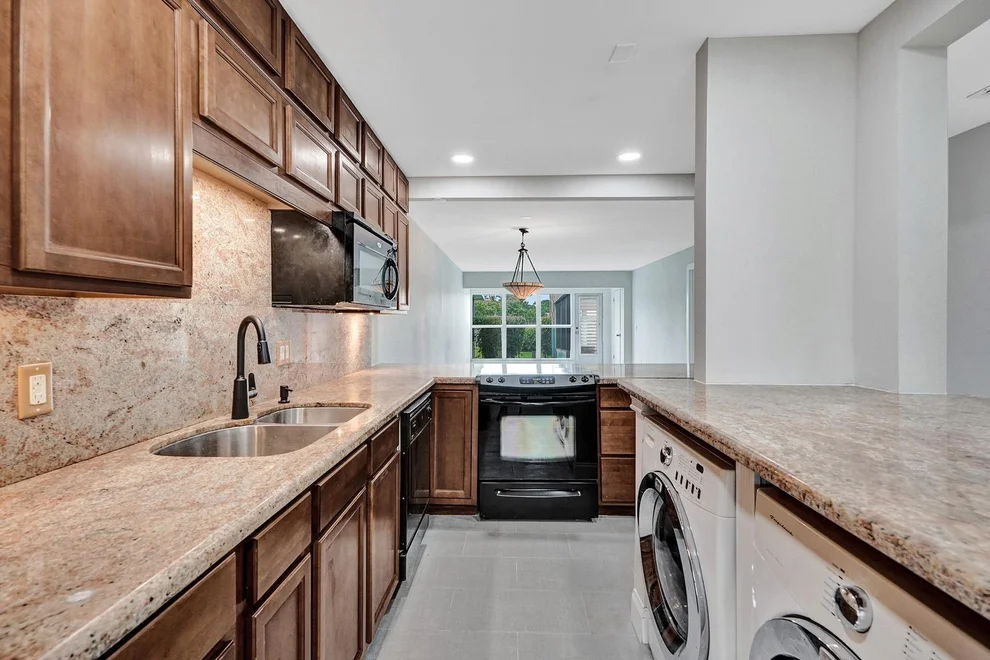Unit for sale at 1060 Citrus Way, Delray Beach, FL 33445