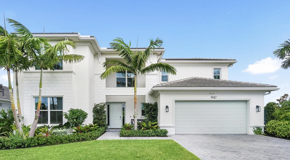 Unit for sale at 9142 Crestview Circle, Palm Beach Gardens, FL 33412