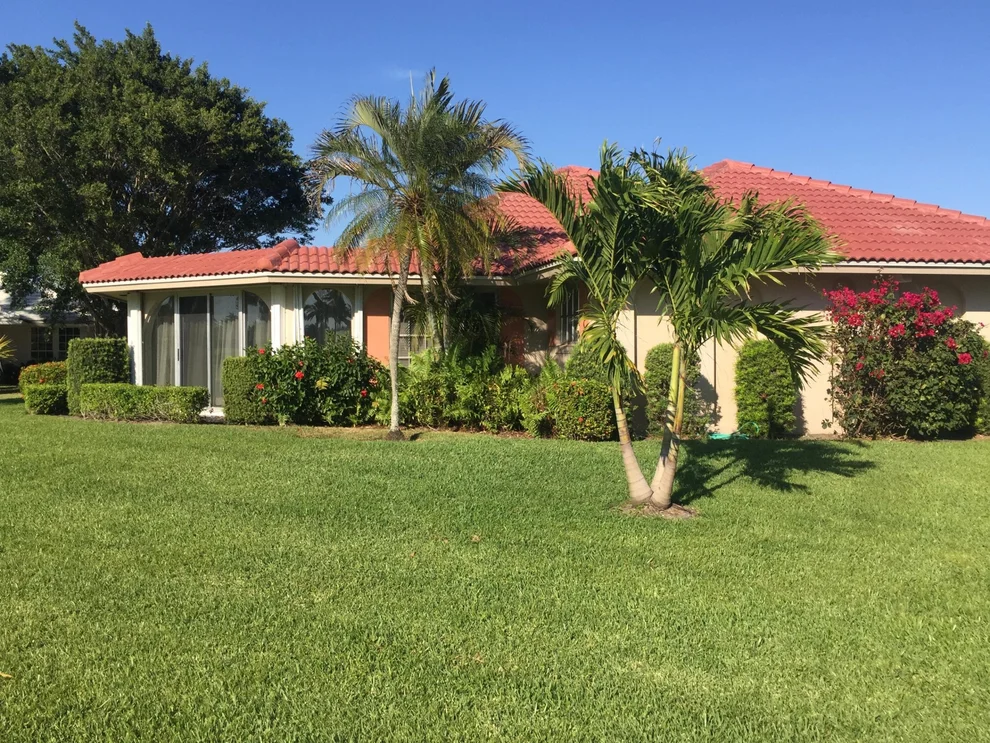 Unit for sale at 213 Rio Vista Circle, Atlantis, FL 33462
