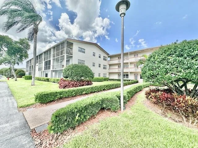 Unit for sale at 187 Preston E, Boca Raton, FL 33434