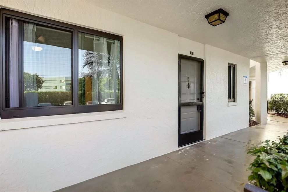 Unit for sale at 3138 Via Poinciana 117, Lake Worth, FL 33467