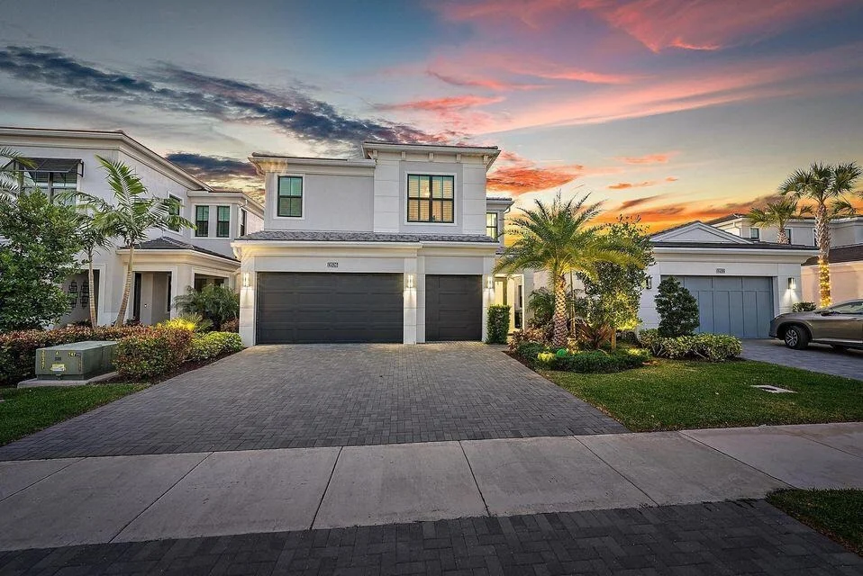 Unit for sale at 13526 Artisan Circle, Palm Beach Gardens, FL 33418
