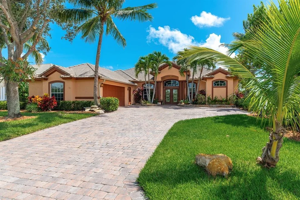 Unit for sale at 4121 NW Willow Creek Drive, Jensen Beach, FL 34957