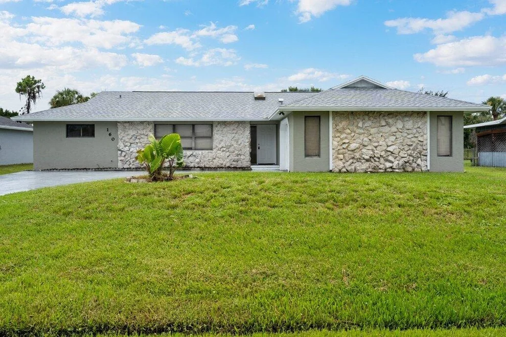 Unit for sale at 160 SW Grove Avenue, Port St Lucie, FL 34983